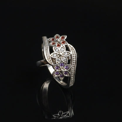 Bague Triple Fleur Multi-Pierres — Plaqué Argent | Style Vintage & Élégant