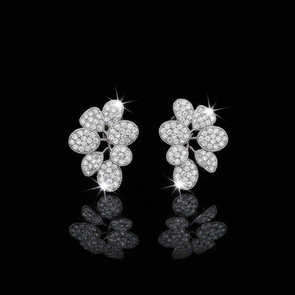 Boucles d’Oreilles Puces Fleur Pavée Zircon – Plaquées Argent