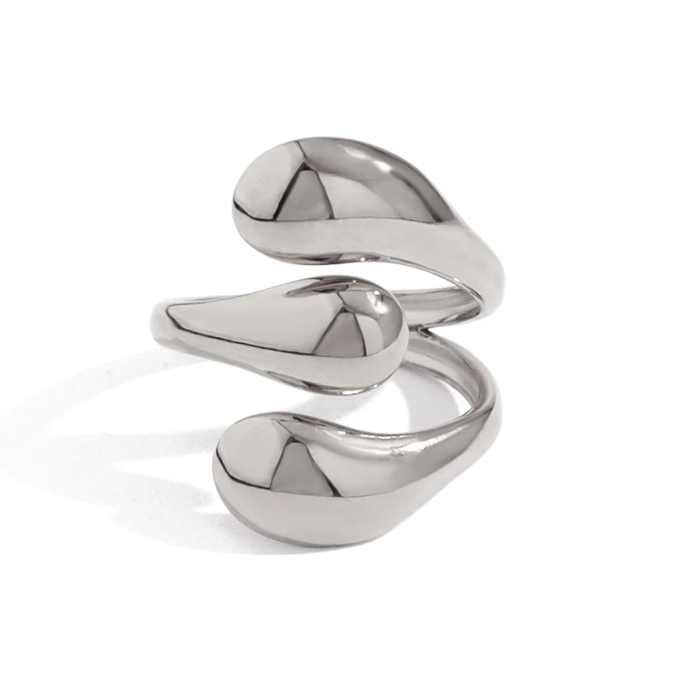 Bague Sculptée Dorée – Acier Inoxydable Plaqué Or 18K